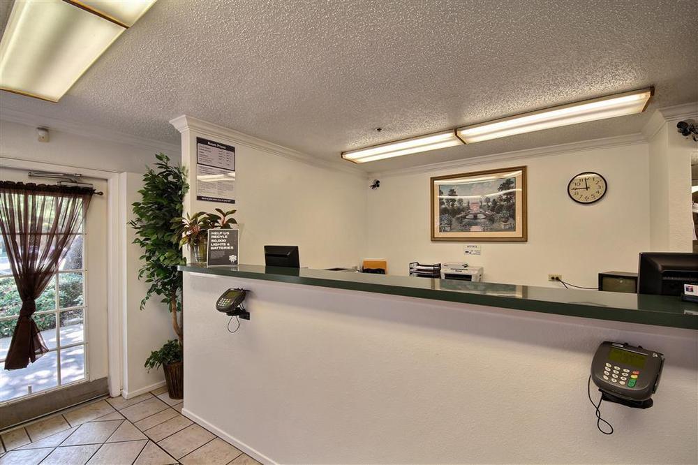Studio 6-San Antonio, Tx - Medical Center Интериор снимка